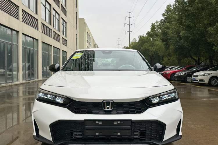 Used Honda Civic 2025 240TURBO CVT SmartFun Pro

