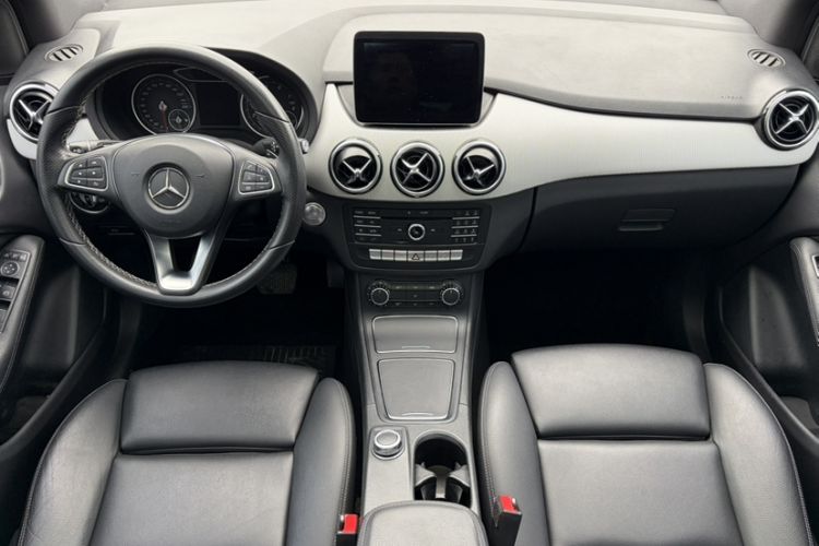 Used Mercedes-Benz B-Class 2017 B 200 Sport Edition Interior 5