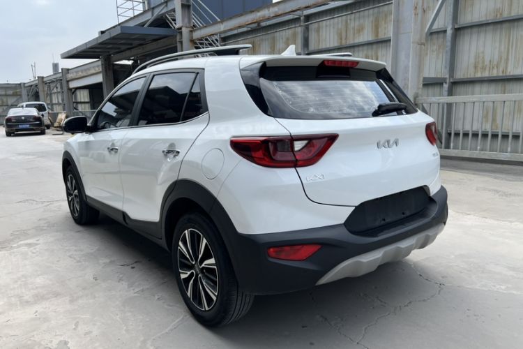 Used Kia kx1 Stonic 2021 1.4L CVT Fun Edition Exterior 6