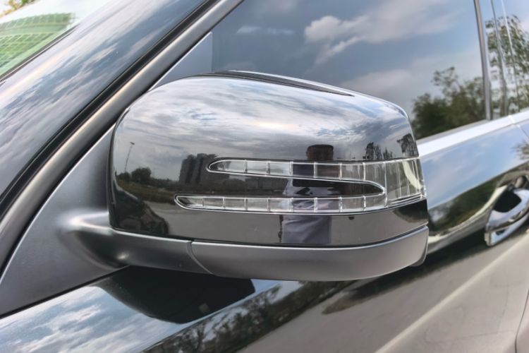 Used Mercedes-Benz M-Class 2014 ML 320 4MATIC Exterior 5