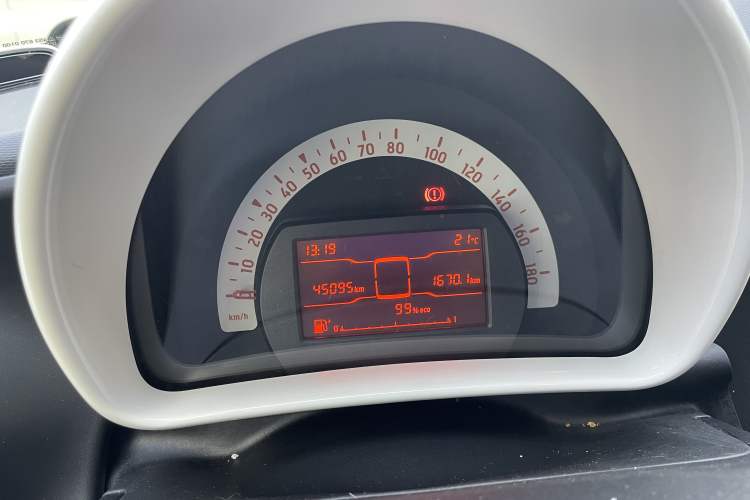 Used smart forfour 2018 1.0L 52 kW Dynamic Edition