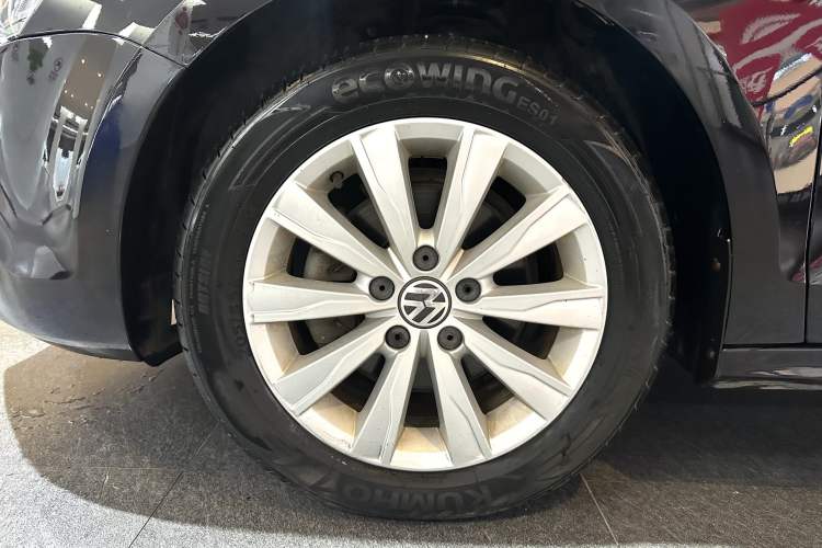 Used Volkswagen Sagitar 2014 Revised Version 1.4TSI Automatic Luxury Edition