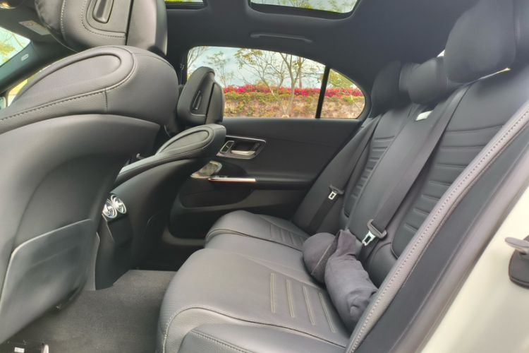 Used Mercedes-Benz C-Class 2025 C 260 L Sport Edition Interior 4