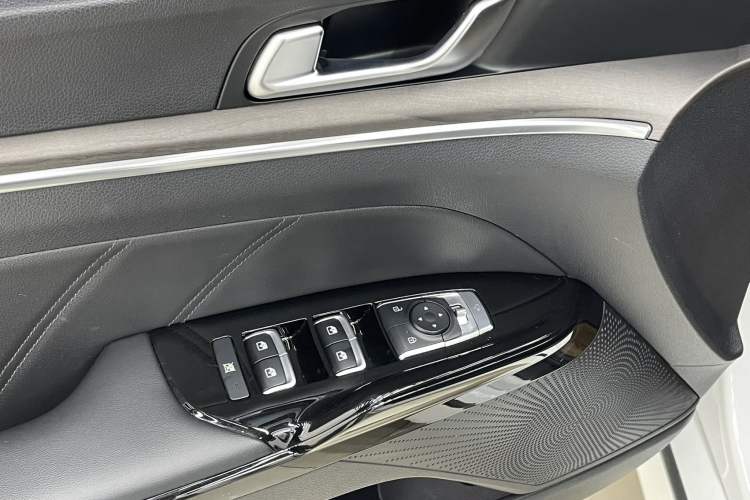 Used Kia K5 2021 270T CVVD Refreshed Edition
