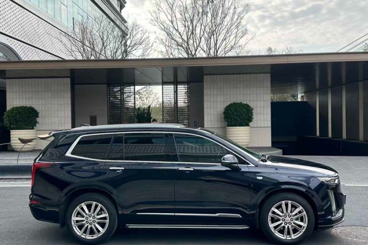 Used Cadillac XT6 2021 2.0T 6-Seater Two-Wheel Drive Luxury Version