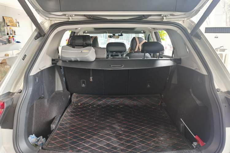 Used Volkswagen Tiguan L 2018 380TSI Automatic All-Wheel Drive Luxury Edition