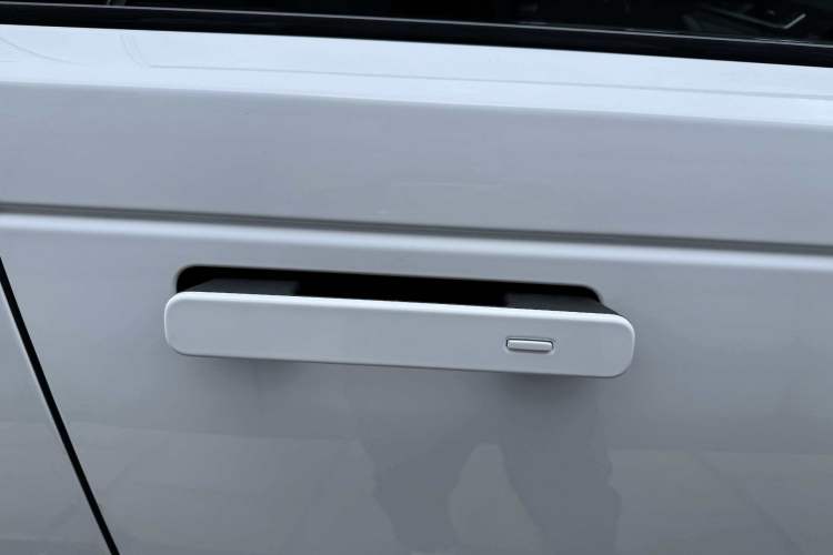 Used Land Rover Range Velar 2018 P380 S
