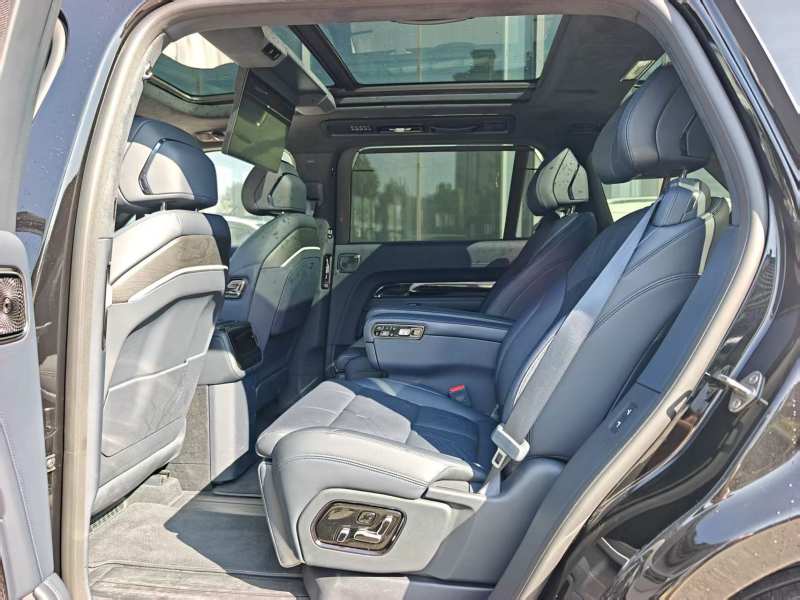 Used Zeekr 9X 2025 Ultra Edition 70kWh — 43