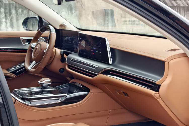 Used Hongqi H9 2024 2.0T Qichang Private Enjoyment Luxury Edition