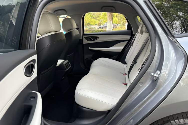 Used BYD Seal 05 DM-i 2025 DM-i Smart Drive 55KM Luxury Model Interior 4