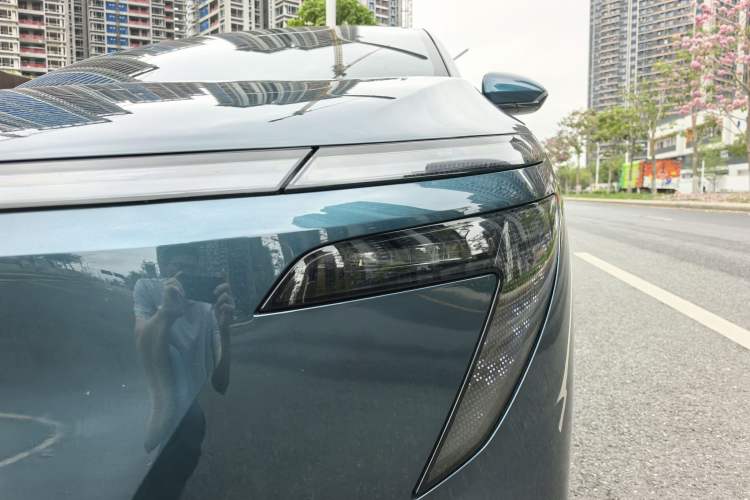 Used Nissan N7 2025 510 Pro Exterior 6