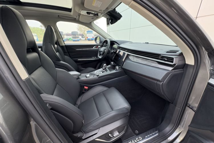 Used Lynk & Co 01 2021 2.0TD Two-Wheel-Drive Pro Trim
