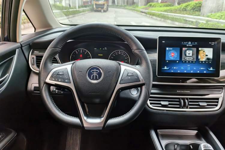 Used BYD Song MAX 2019 1.5T Automatic Smart Connect Ruiyi Sunroof Model 7 Seats China VI Standard
