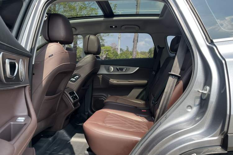 Used Chery Tiggo 8 PRO 2024 Champion Edition 290T Two-Wheel Drive Peak Version 7 Seats