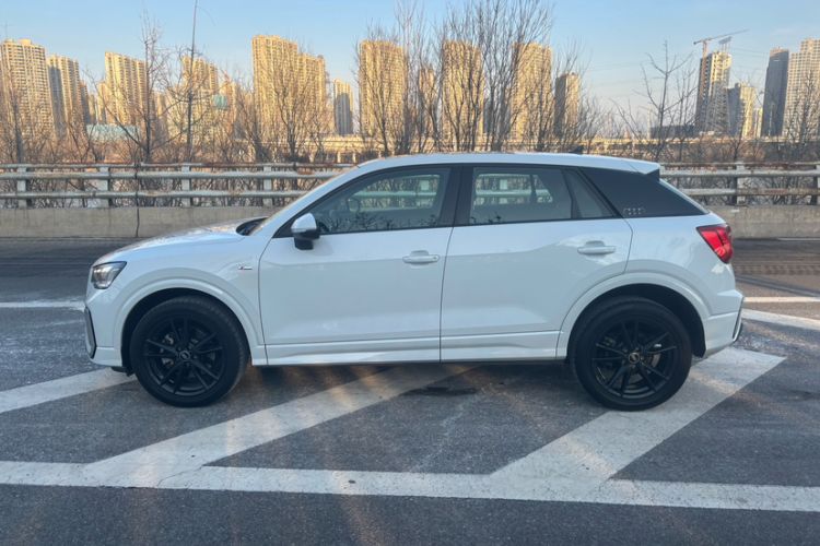 Used Audi Q2L 2023 35TFSI Progressive Dynamic Edition