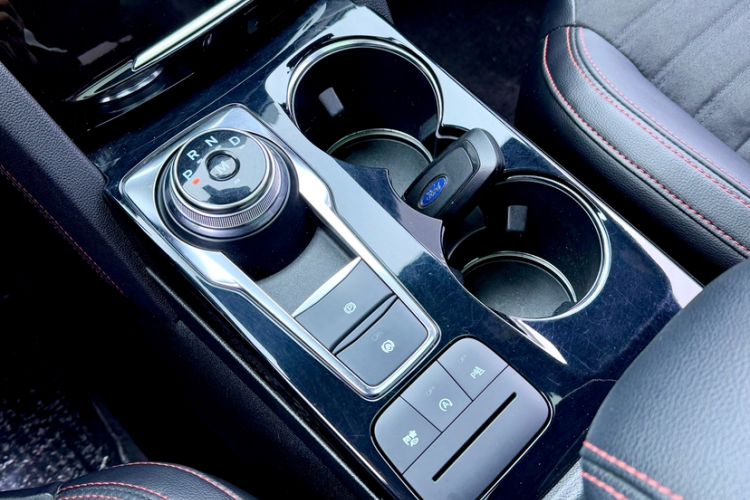 Used Ford Escape 2024 EcoBoost 245 Four-Wheel Drive ST-Line Pro Trim
