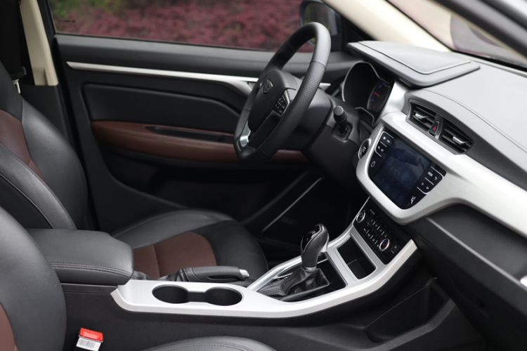 Used Geely Auto Vision 2018 1.5L Automatic Prestige Model Interior 12
