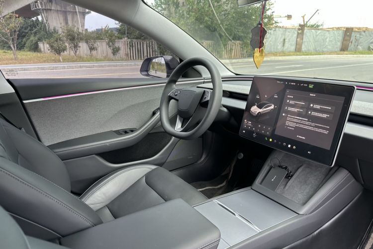 Used Tesla Model 3 2023 Rear-Wheel-Drive Version