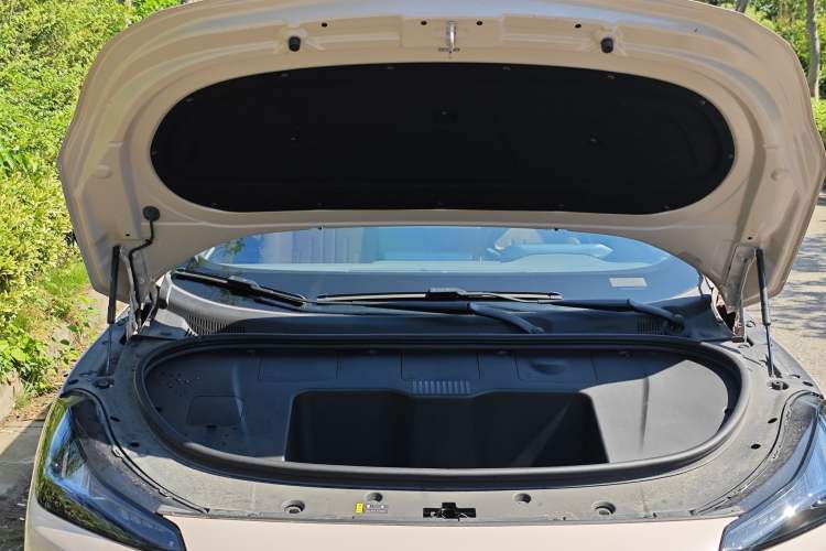 Used Hyptec GT 2024 Global Model 710 Ultra-High-Voltage LiDAR Edition
