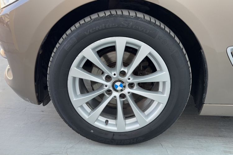 Used BMW 3 Series GT 2013 320i Leading Model

