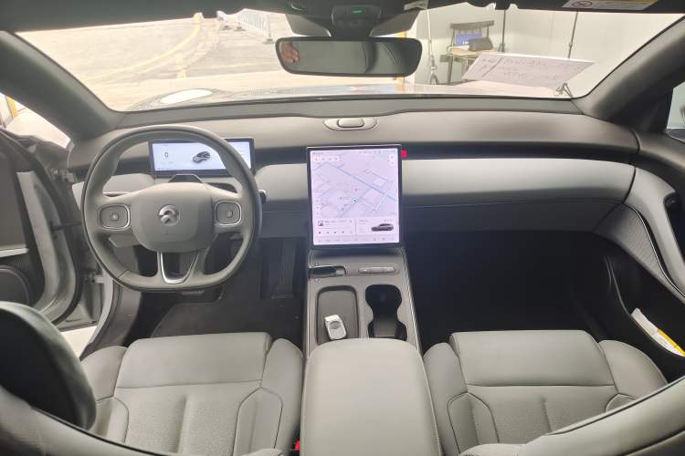 Used Nio ET5T 2023 75 kWh Touring