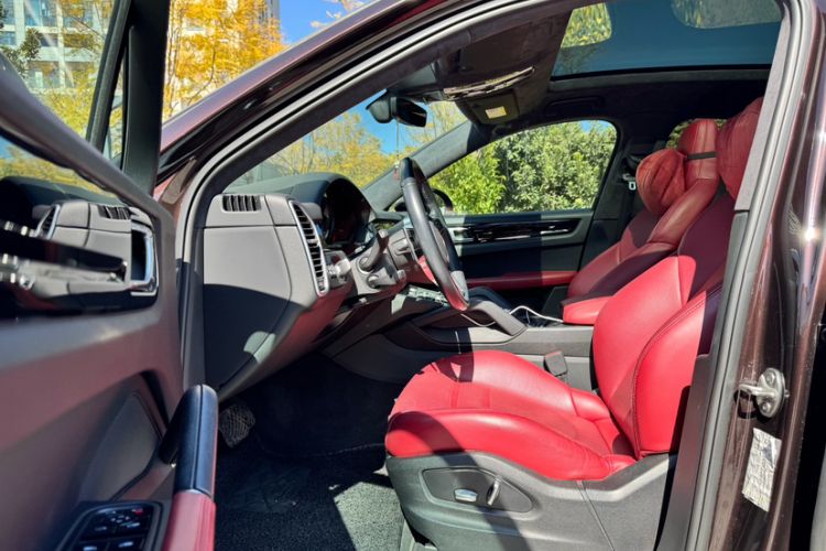 Used Porsche Cayenne 2019 Cayenne Coupé 3.0T
