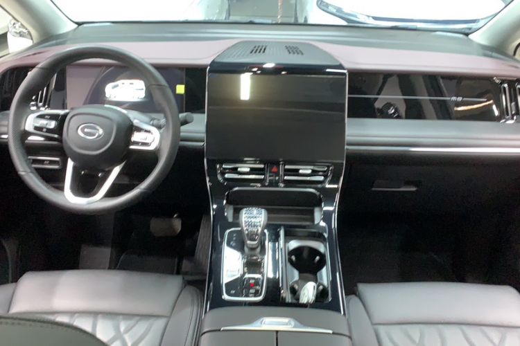 Used GAC Trumpchi M8 2024 Master Series 400T Prestige Edition Interior 5