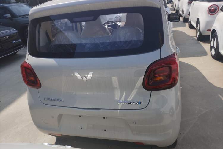 Used Wuling Hongguang MINIEV 2025 Four-Door Version Advanced Edition