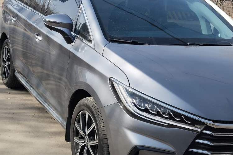 Used BYD Song MAX New Energy 2022 DM-i 105KM Flagship Model