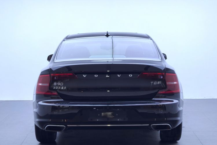 Used Volvo S90 New Energy 2020 T8 e-Drive Hybrid – Zhiyi Luxury Edition Exterior 4
