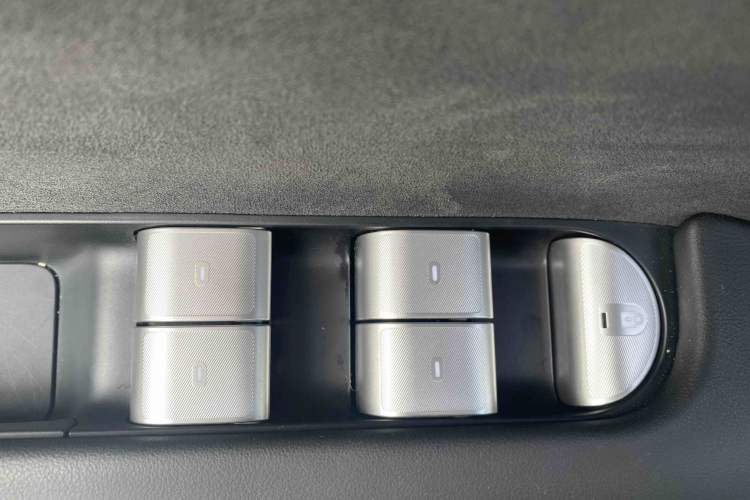 Used firefly firefly 2025 Illuminated Edition
