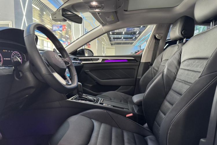 Used Volkswagen FAW-Volkswagen CC 2024 380TSI Striking Edition Interior 1