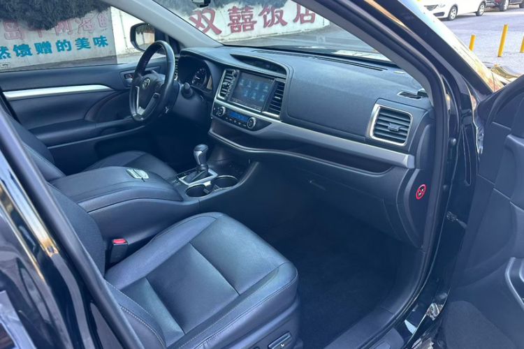 Used Toyota Highlander 2017 2.0T Four-Wheel Drive Luxury Edition 7 Seats
