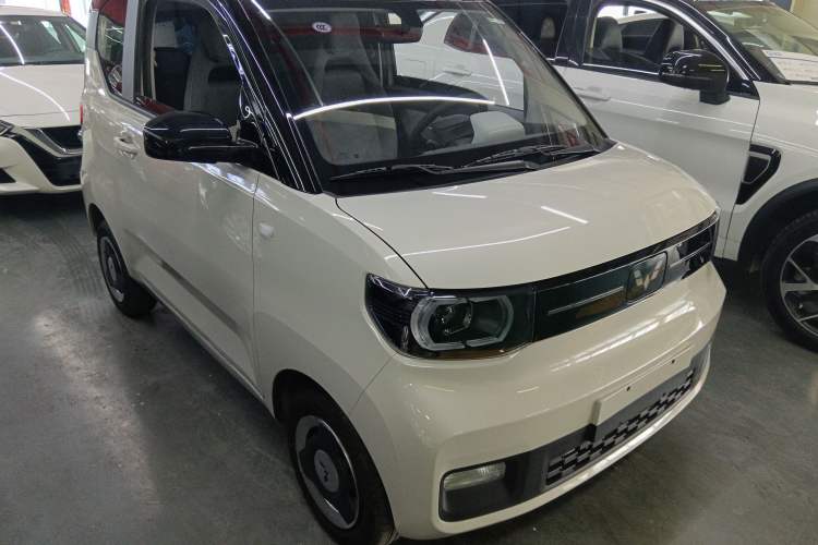 Used Wuling Hongguang MINIEV 2022 Macaron Premium Model – Lithium Iron Phosphate