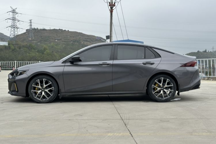 Used GAC Trumpchi EMPOW 2021 270T DCT J15 Version Exterior 3