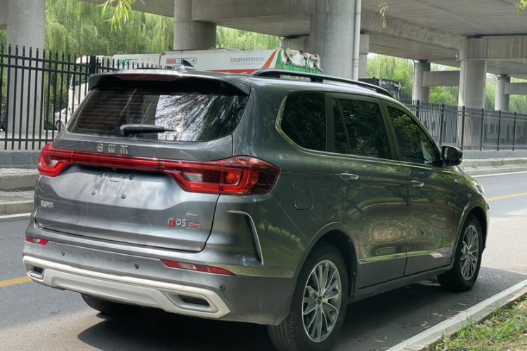 Used SWM G05 2021 PRO 1.5T Automatic Luxury Model 7 Seats