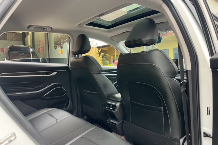 Used Geely Auto Emgrand 2022 4th Generation 1.5L CVT Luxury Model