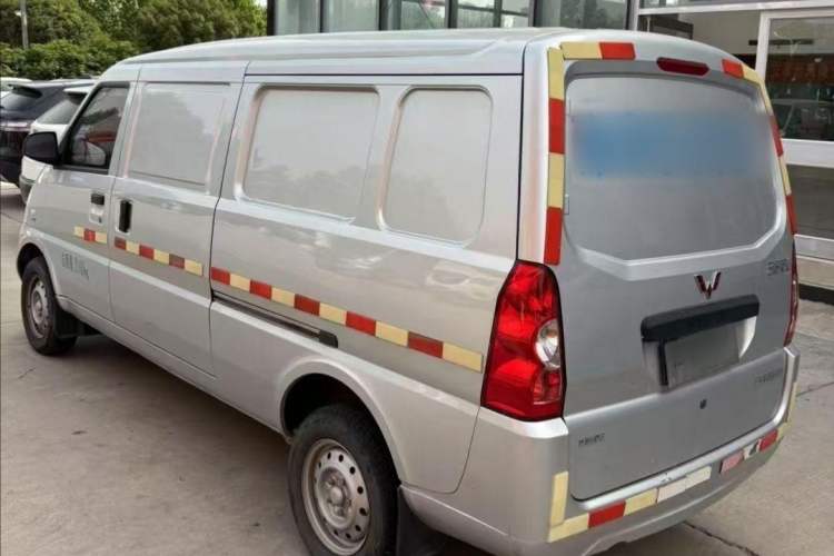 Used Wuling Rongguang 2021 1.5L Extended Basic Enclosed-Window Vehicle 2 Seats L3C
