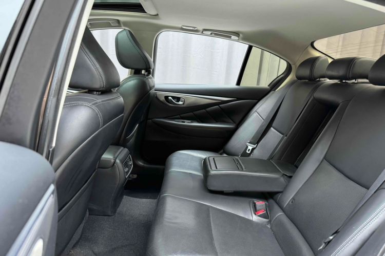 Used Infiniti Q50 2014 3.7L Comfort Edition