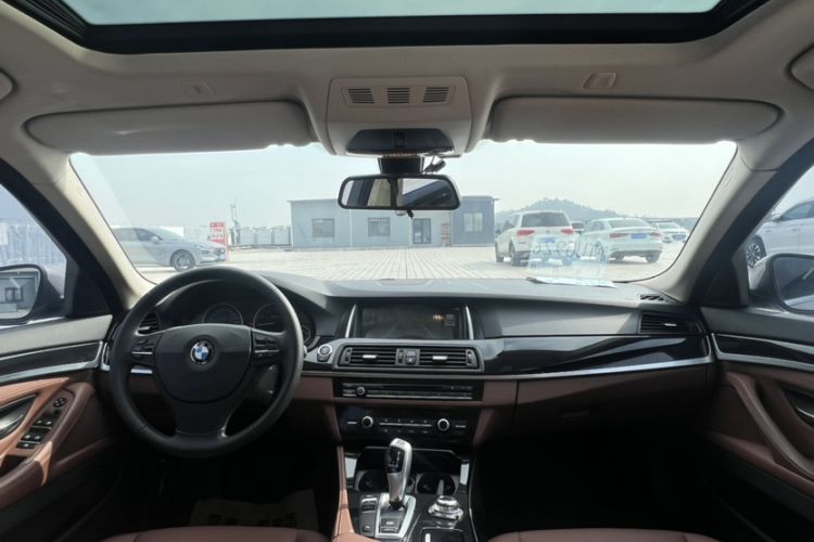 Used BMW 5 Series 2015 520i Elegant Edition