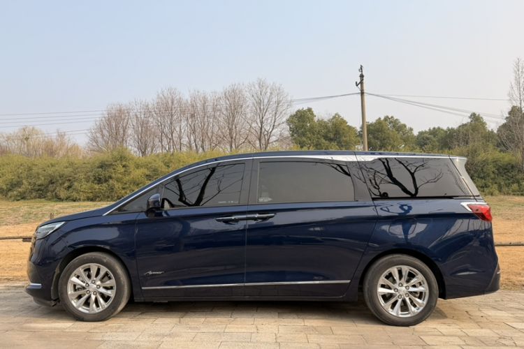 Used Buick GL8 2020 Avenir Avia Four-Seat Luxury Edition