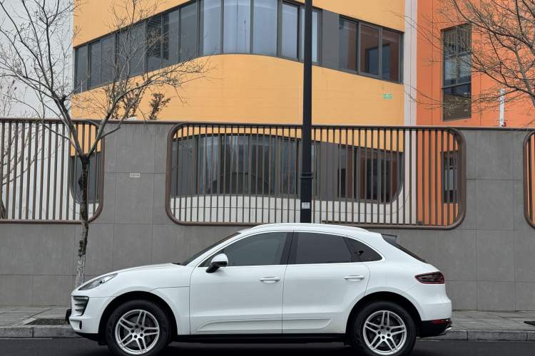 Used Porsche Macan 2017 Macan 2.0T