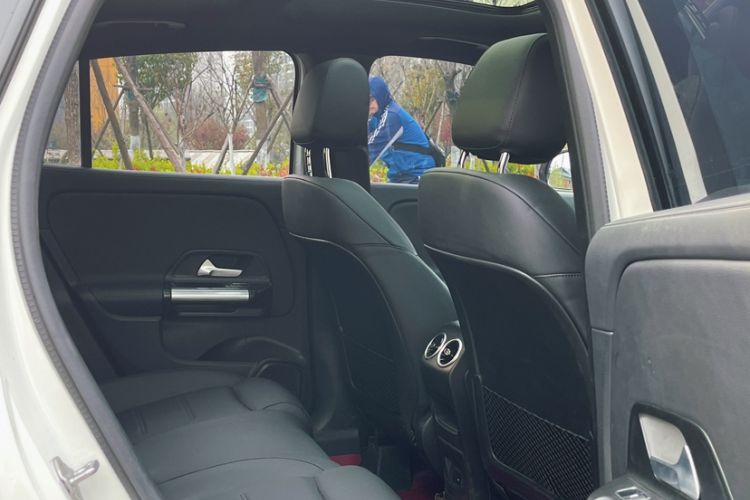 Used Mercedes-Benz GLA 2023 GLA 200 Interior 3