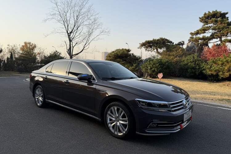 Used Volkswagen Phideon 2018 380TSI Two-Wheel-Drive Flagship Edition
