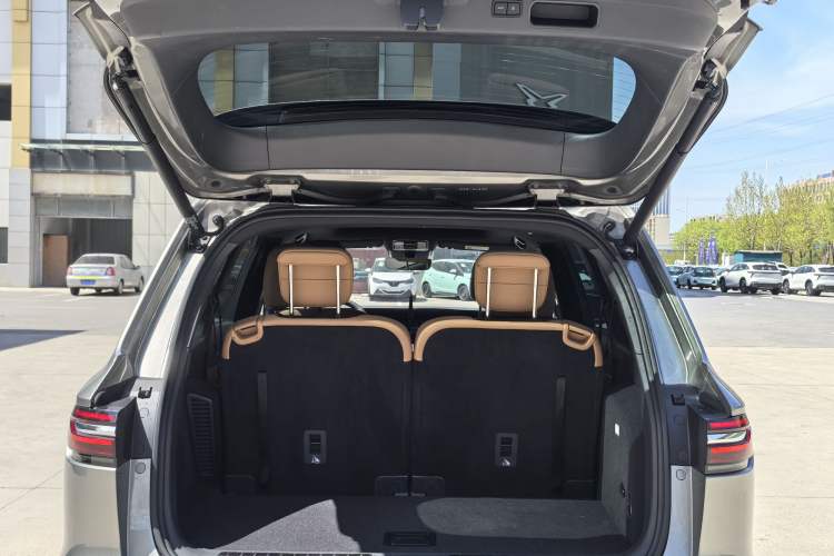 Used Li Auto ONE 2021 Extended-Range 6-Seater Version Trunk