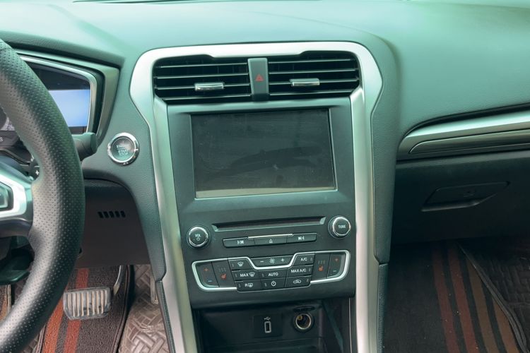 Used Ford Mondeo 2017 EcoBoost 180 Luxury Model