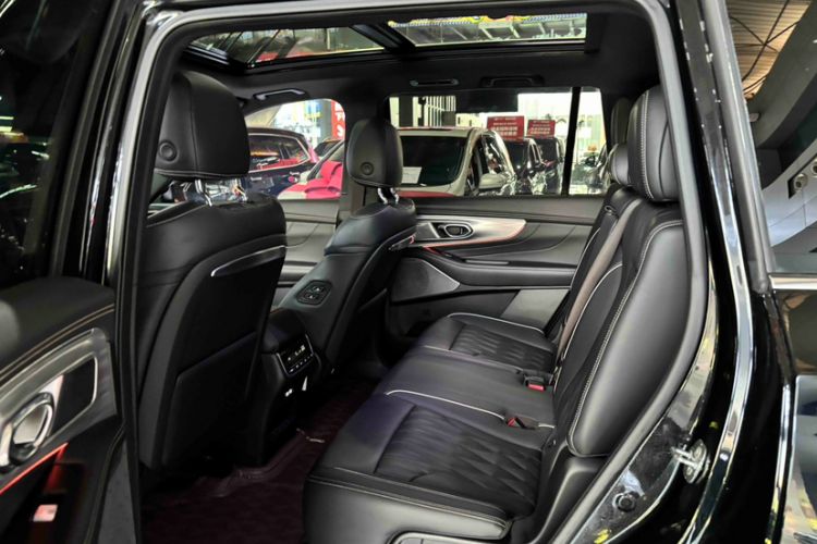 Used GAC Trumpchi GS8 2022 Flagship Series 2.0 TGDI Two-Wheel-Drive Prestige Edition (7 Seats) Interior 1