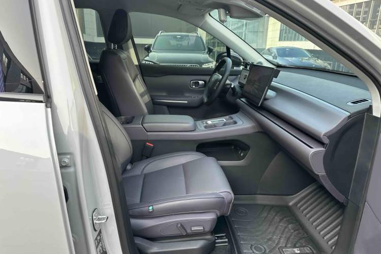 Used Leapmotor C10 2024 530 Smart Edition
