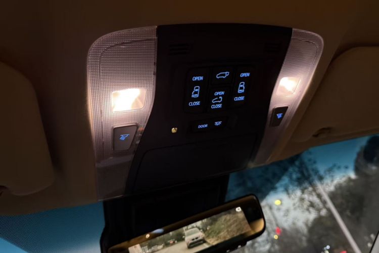 Used Toyota Vellfire 2019 Dual-Engine 2.5L HV Prestige Edition