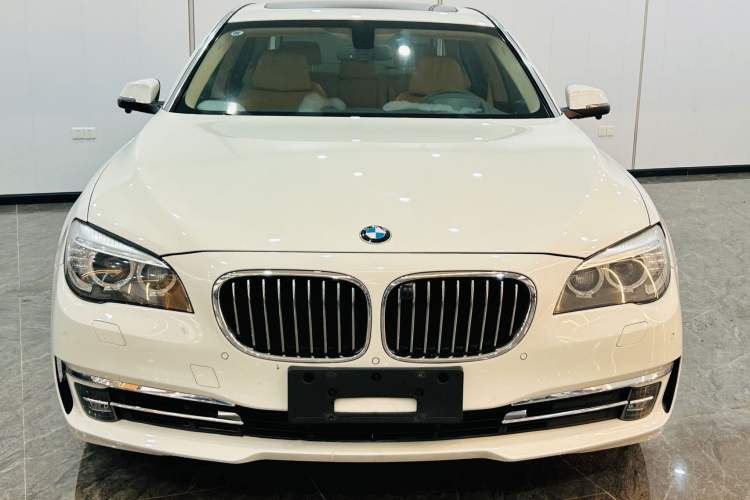 Used BMW 7 Series 2013 740Li Leading Model